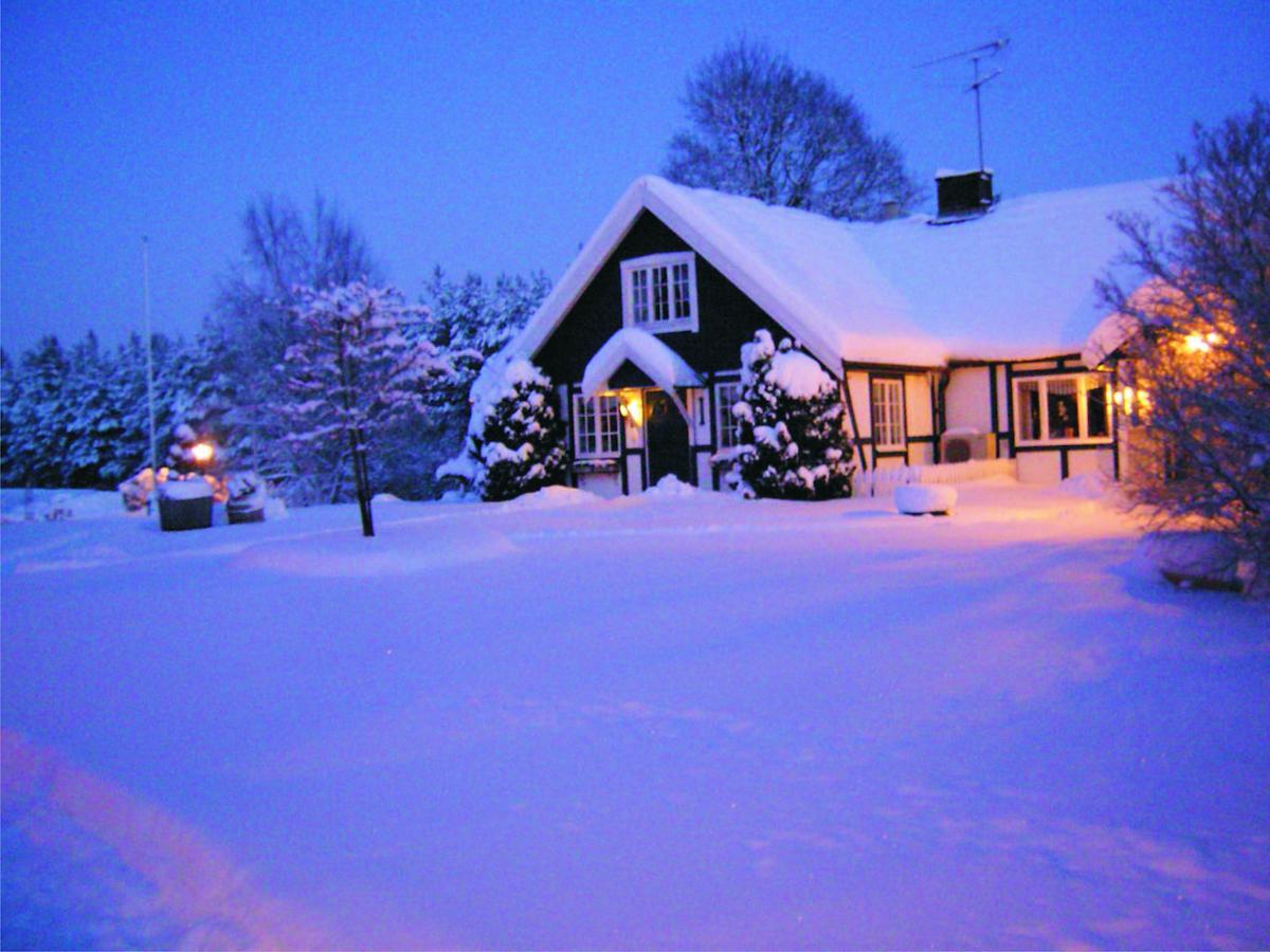Villa Luna Breakfast Hotel Killeberg Exterior photo